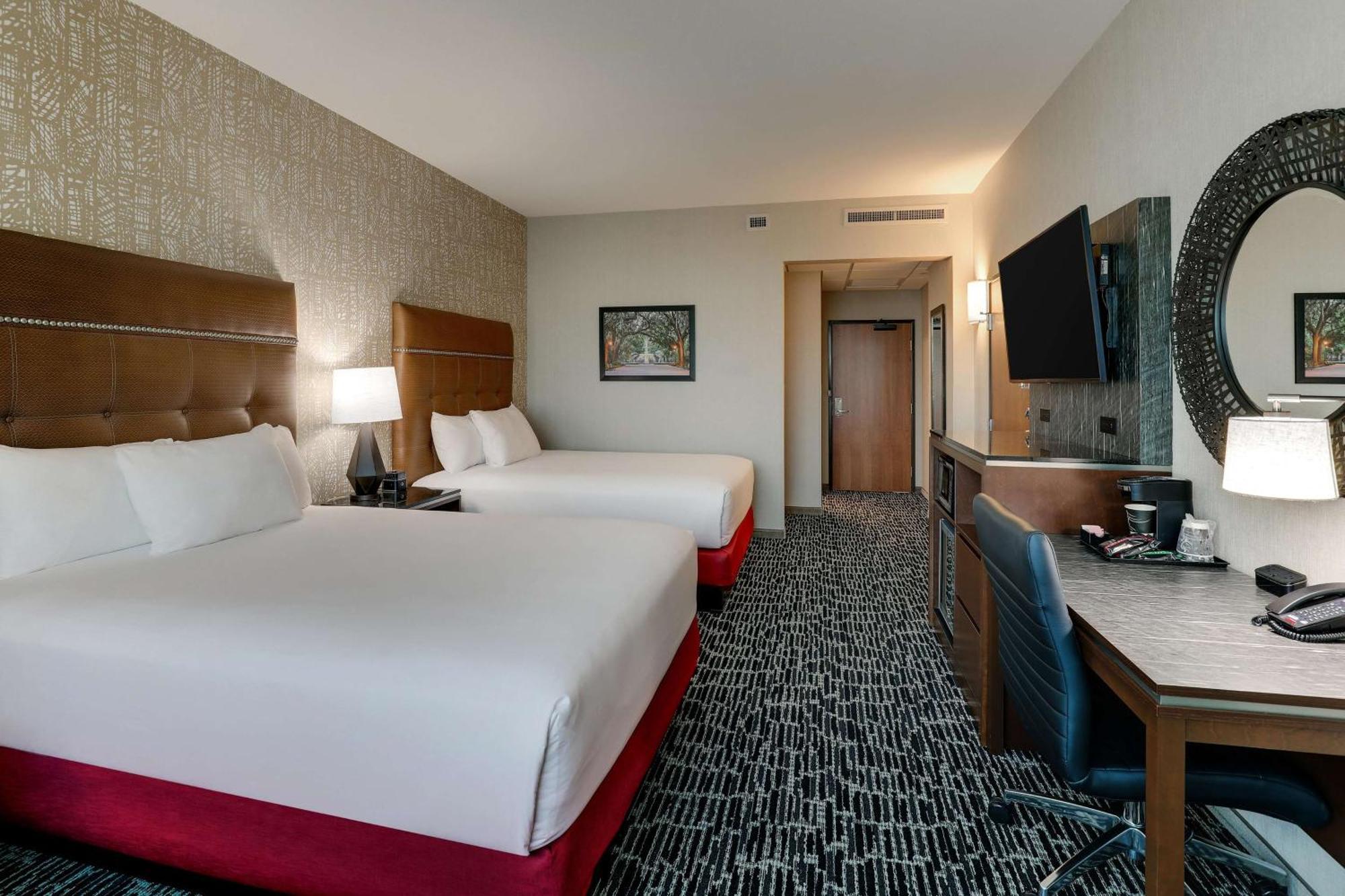Drury Plaza Hotel Savannah Pooler Exterior photo