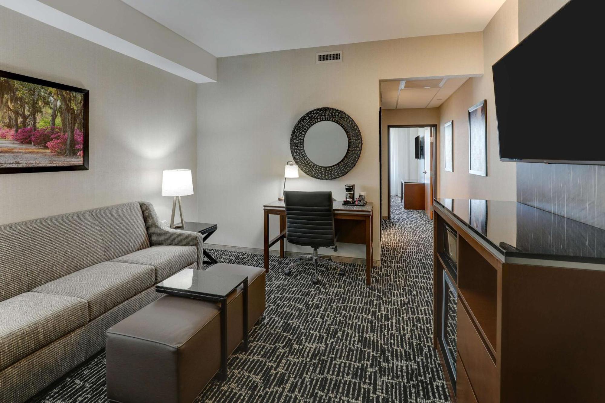 Drury Plaza Hotel Savannah Pooler Exterior photo