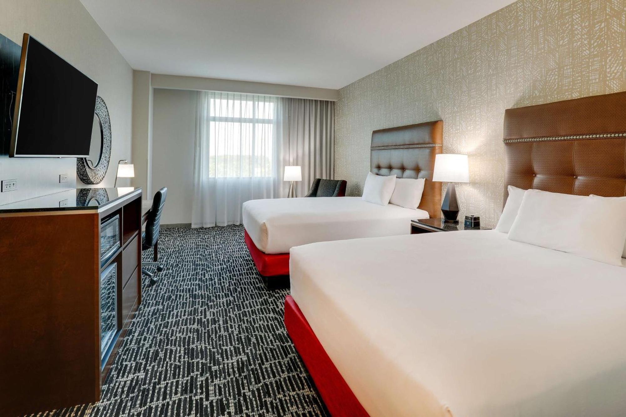 Drury Plaza Hotel Savannah Pooler Exterior photo